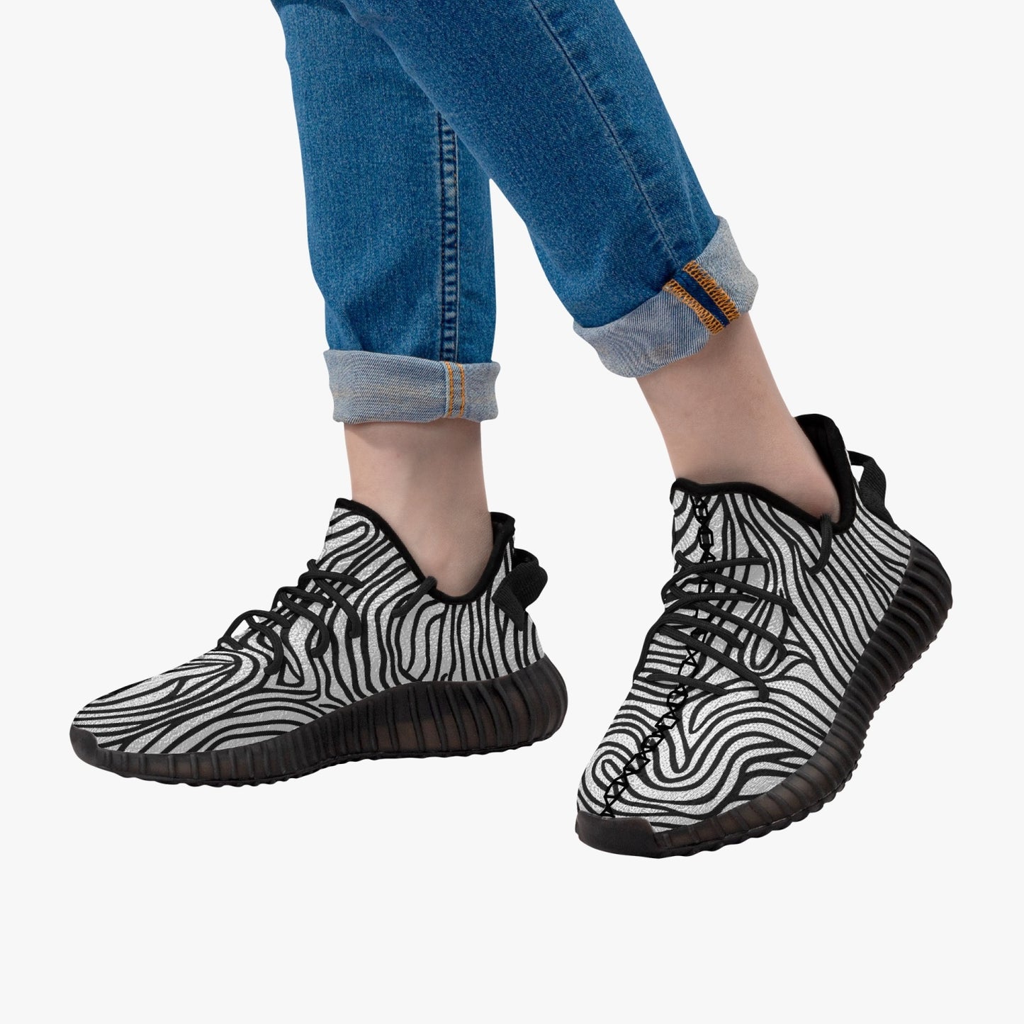 233. Adult Unisex Mesh Knit Sneakers