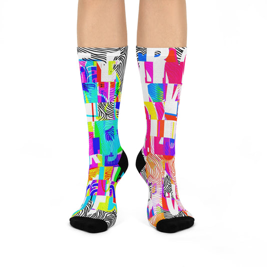 73% polyester, 18% nylon, 3% cotton, 6% spandex Cushioned Sockz 2