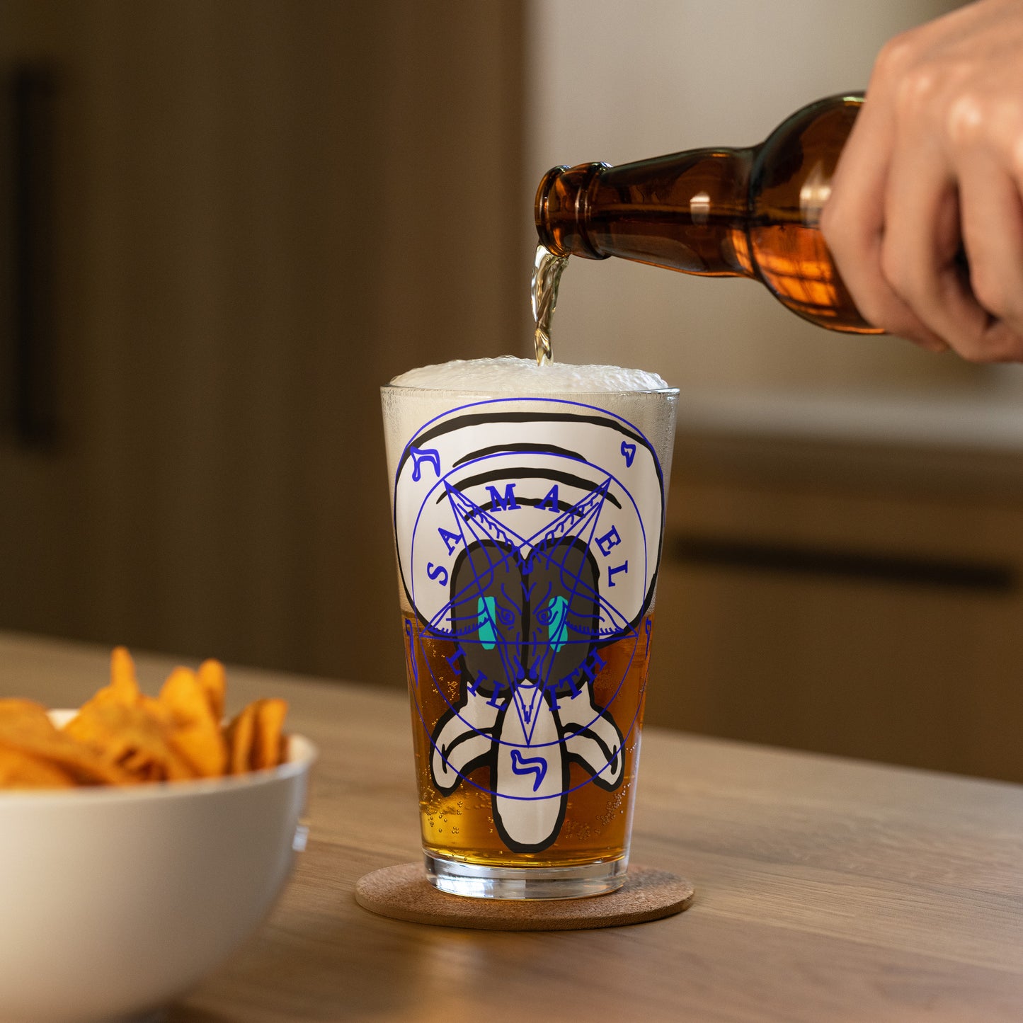 Shaker pint glass
